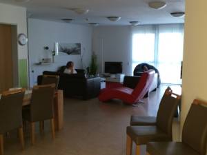 Im Wohnzimmer
